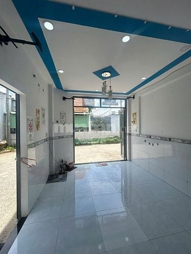 BÁN NHÀ GẦN HÓC MÔN ĐƯỜNG XE HƠI SÁT CHỢ - GIÁ CHỐT 8XX TRẢ TRƯỚC 690
