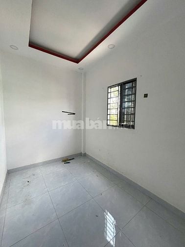 BÁN NHÀ GẦN HÓC MÔN ĐƯỜNG XE HƠI SÁT CHỢ - GIÁ CHỐT 8XX TRẢ TRƯỚC 690