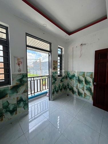 BÁN NHÀ GẦN HÓC MÔN ĐƯỜNG XE HƠI SÁT CHỢ - GIÁ CHỐT 8XX TRẢ TRƯỚC 690