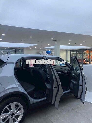 VinFast VF5 Plus SUV điện Xám