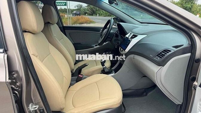Hyundai Accent 2012 1.4 MT - 142000 km