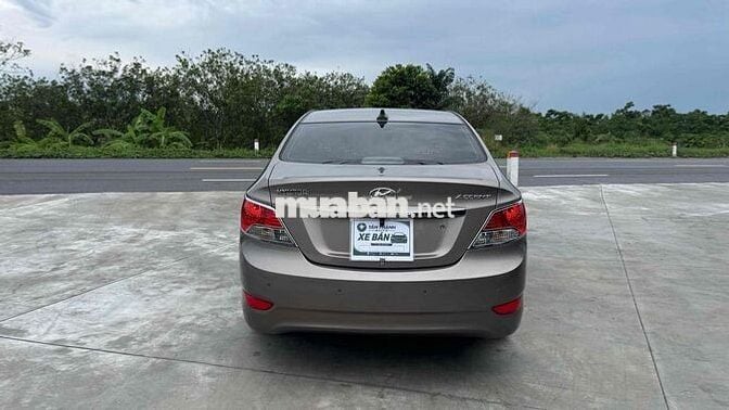 Hyundai Accent 2012 1.4 MT - 142000 km