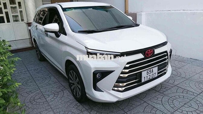 Xe GĐ Toyota avanza 2023 số tự động
