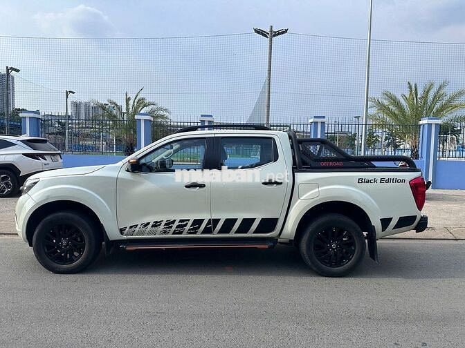 Nissan Navara VL 2019 Trắng 33.000km