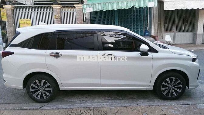 Xe GĐ Toyota avanza 2023 số tự động
