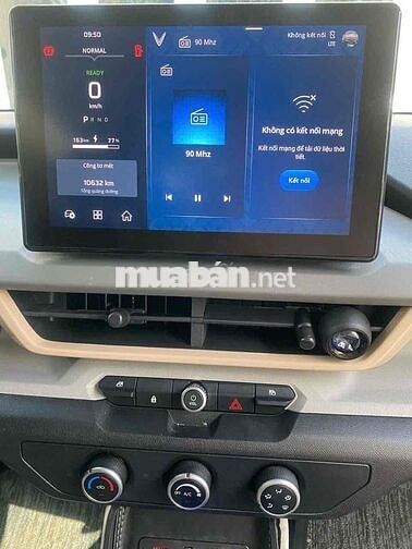 Xe điện VinFast VF3 2025 pin mua đi lướt 10.600km