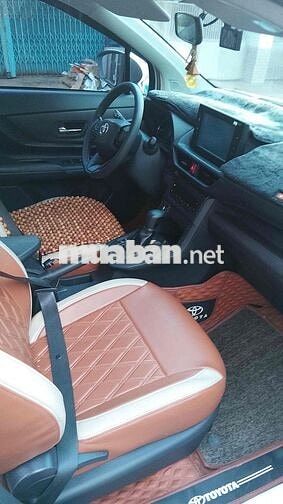 Xe GĐ Toyota avanza 2023 số tự động