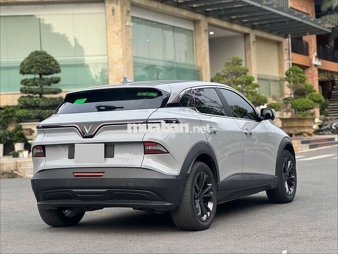Vinfast VF6 Plus TC2 2026 -Xám - 6.000km - Mua pin