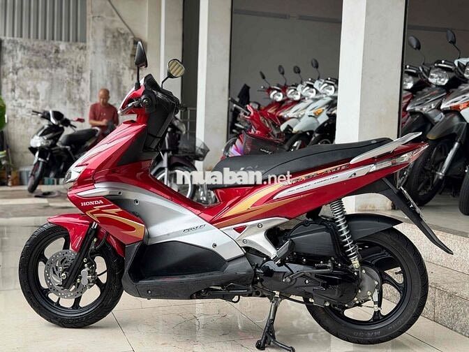Honda Air Blade 2010 Đỏ/ Có Bán Góp