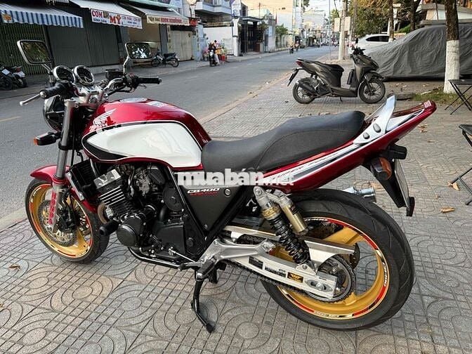 Honda CB400 Super Four CB400 Huyền Thoại