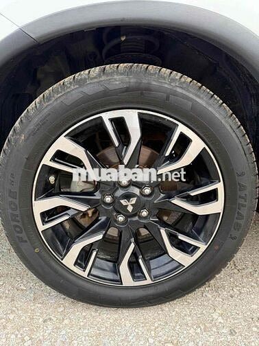 Mitsubishi Outlander CVT 2021 chạy 80.000km