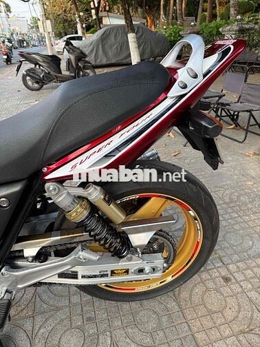 Honda CB400 Super Four CB400 Huyền Thoại