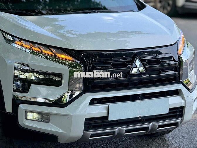 Mitsubishi Xpander Cross 2025 Trắng