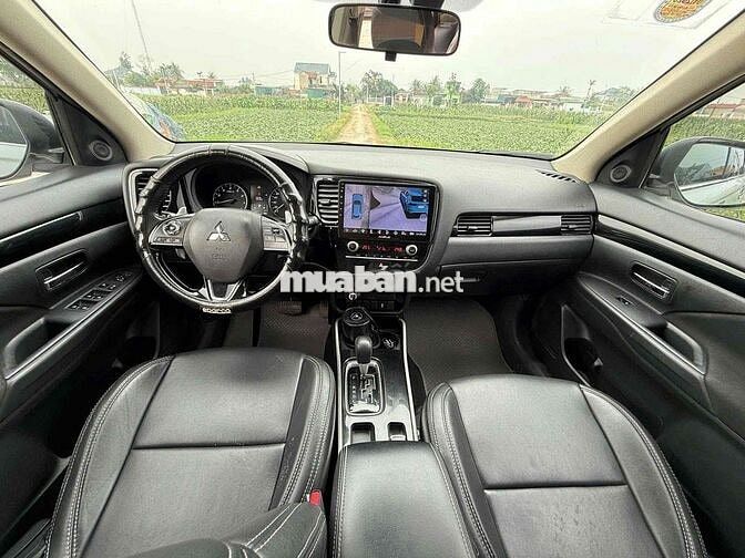 Mitsubishi Outlander CVT 2021 chạy 80.000km