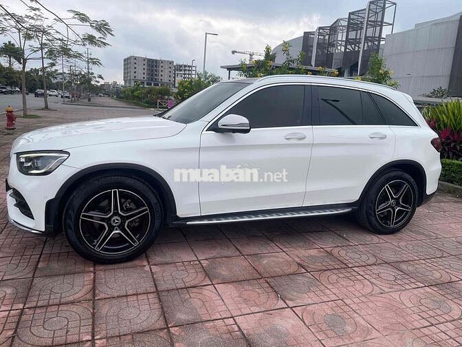 Mercedes GLC300 V1 2022 Trắng 54000 km