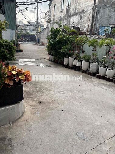 Nhà cho thuê giá 4tr ( CÓ BAN CÔNG- CỌC NỬA THÁNG)