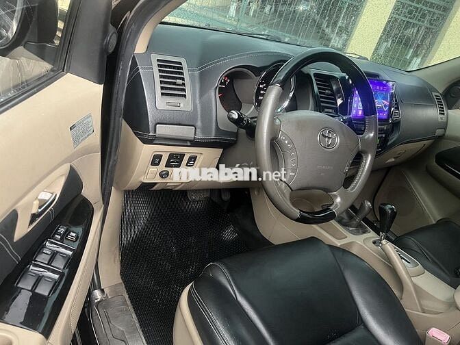 Toyota Fortuner V 2009 2.7L Đen