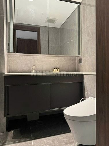 Phạm Văn Đồng 1tỷ960 CH 49m2, view máy bay, sổ riêng, vay bank 70%