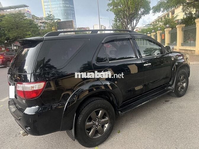 Toyota Fortuner V 2009 2.7L Đen