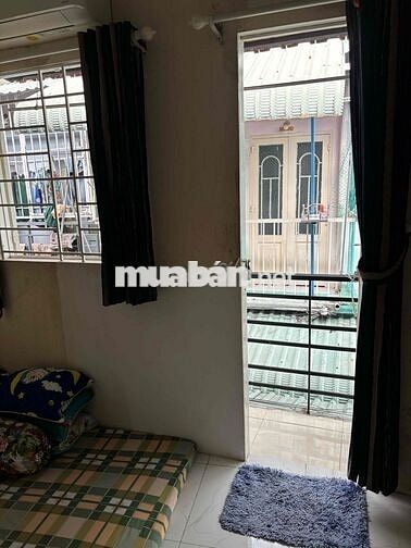 Nhà cho thuê giá 4tr ( CÓ BAN CÔNG- CỌC NỬA THÁNG)