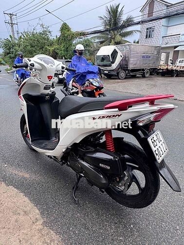 Honda Vision 2020 màu Trắng