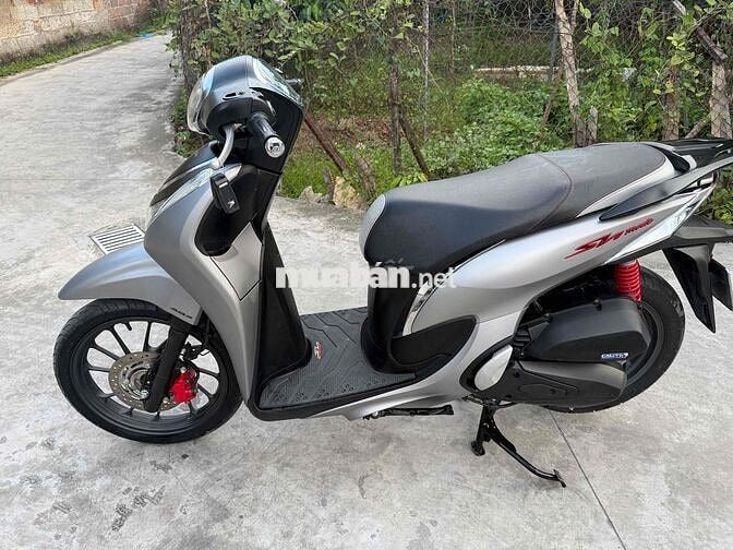 Honda SH Mode 2025 Bạc 8000km