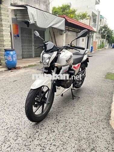Benelli màu Trắng odo 9k