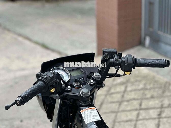 Suzuki Raider 2015 Đen, trắng, xanh