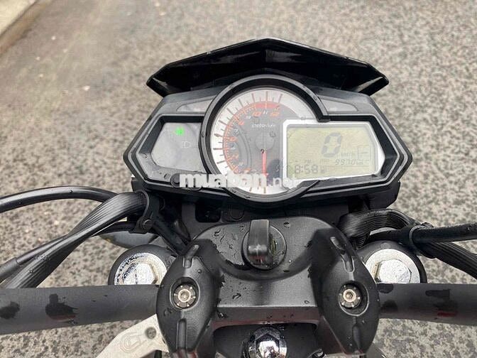 Benelli màu Trắng odo 9k