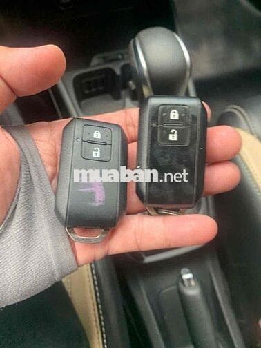 Suzuki Ertiga GLX 2020 Trắng