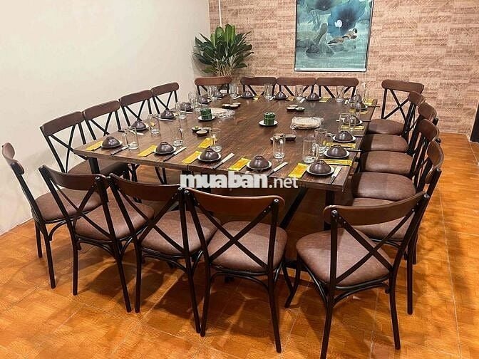 Cần Tuyển Nhân Viên Phục Vụ