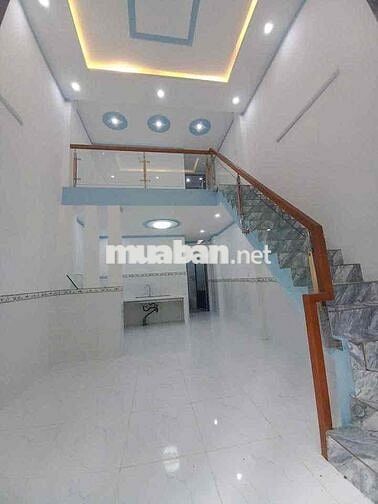 Nhà có sổ, thổ cư 100% giá 680 triệu, điện riêng nước máy
