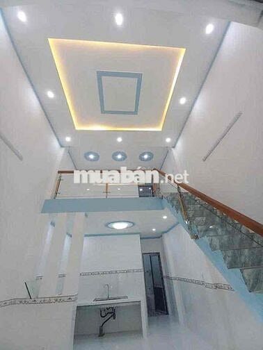 Nhà có sổ, thổ cư 100% giá 680 triệu, điện riêng nước máy