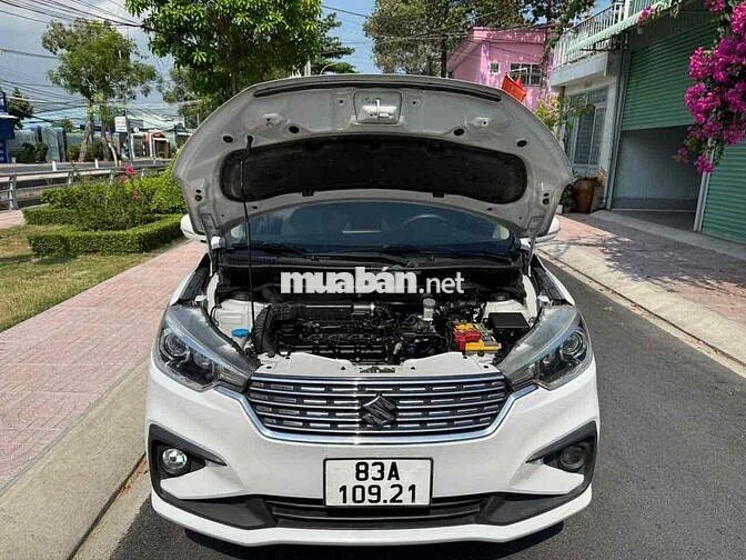 Suzuki Ertiga GLX 2020 Trắng