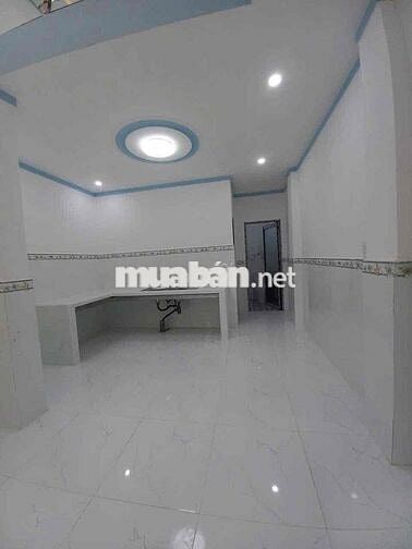 Nhà có sổ, thổ cư 100% giá 680 triệu, điện riêng nước máy