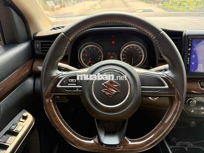 Suzuki Ertiga GLX 2020 Trắng