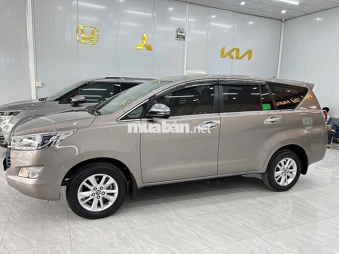 Toyota Innova 2.0E MT 2019 Đi 59.000km Full Option