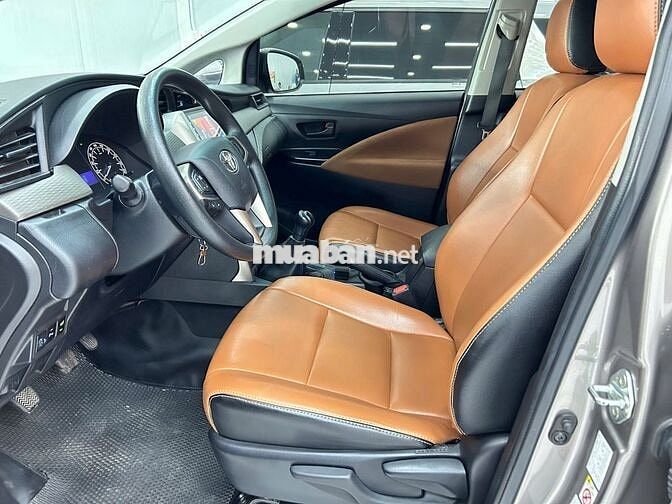 Toyota Innova 2.0E MT 2019 Đi 59.000km Full Option