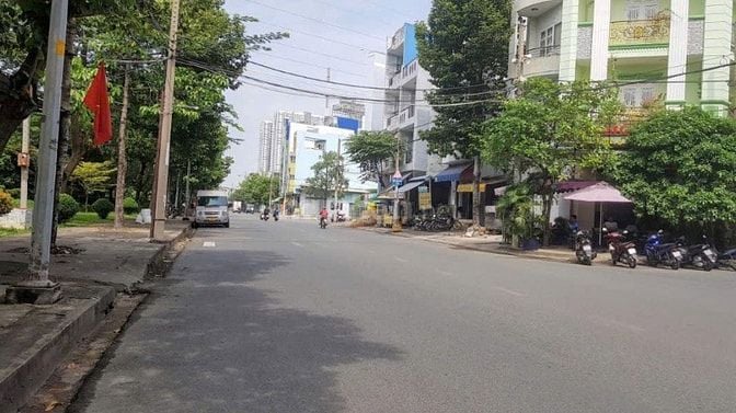 Bán gấp đất KDC QL50 gần BXQ8, ưu đãi giá chỉ 1tỷ199 , có sổ sẵn
