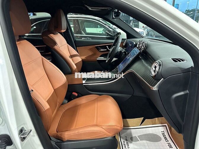 Mercedes-Benz GLC200 4MATIC Trắng