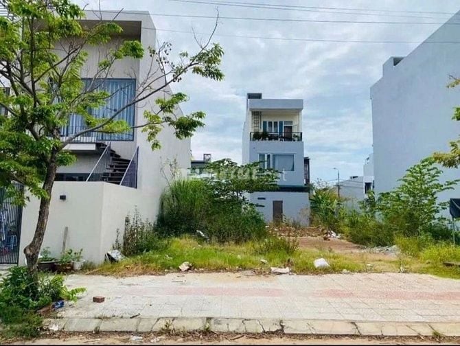 Bán gấp đất KDC QL50 gần BXQ8, ưu đãi giá chỉ 1tỷ199 , có sổ sẵn