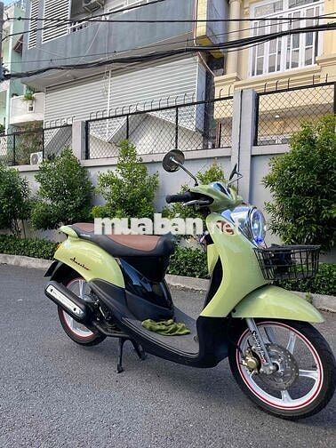 Yamaha Classic vàng chanh