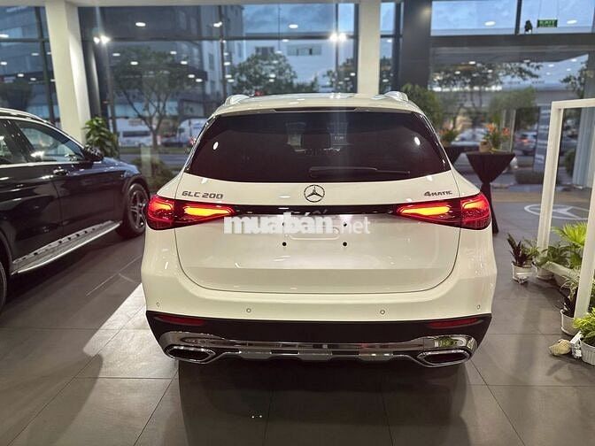 Mercedes-Benz GLC200 4MATIC Trắng