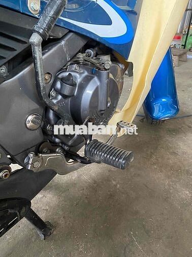 Suzuki Xipo 120 Xanh vàng
