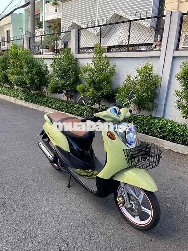 Yamaha Classic vàng chanh