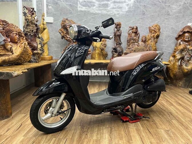 Yamaha Nozza 115Fi dàn chân cứng cáp chạy bao đầm