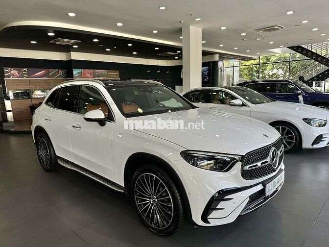 Mercedes-Benz GLC 300 4MATIC Trắng