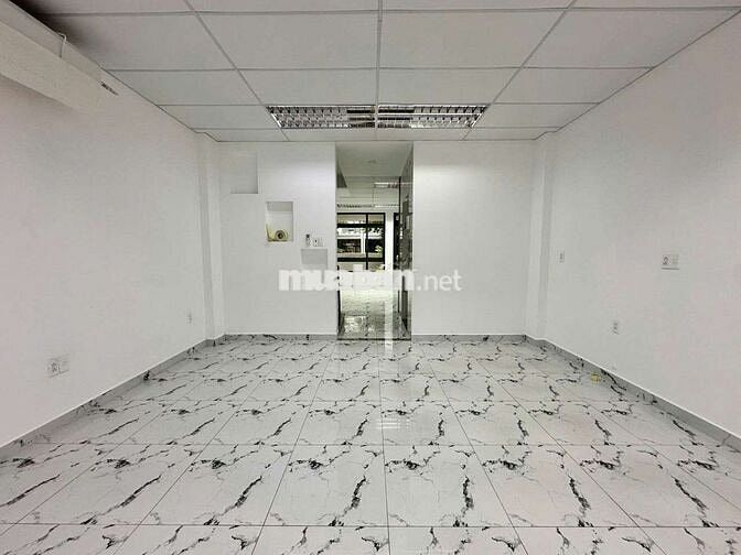 CHO THUÊ VĂN PHÒNG VẠN PHÚC, DT 100M2