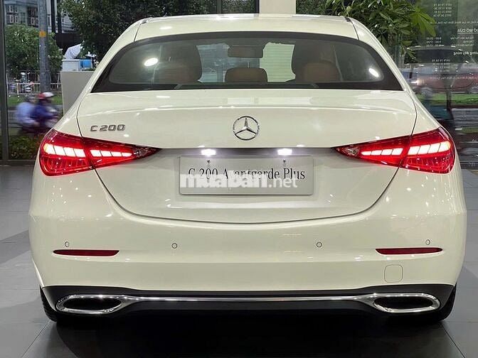 Mercedes-Benz C200 Plus V4 Trắng