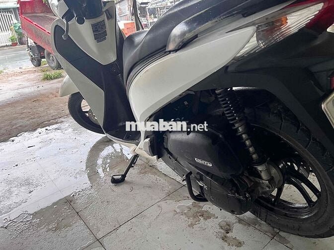 Honda SH Việt 2014 Trắng Nguyên bản